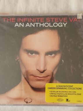 - The Infinite : An Anthology (Black)